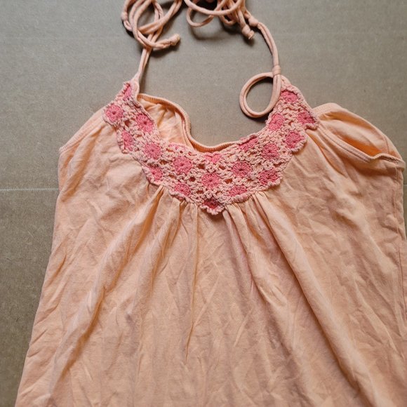 Top - Picture 2 of 3